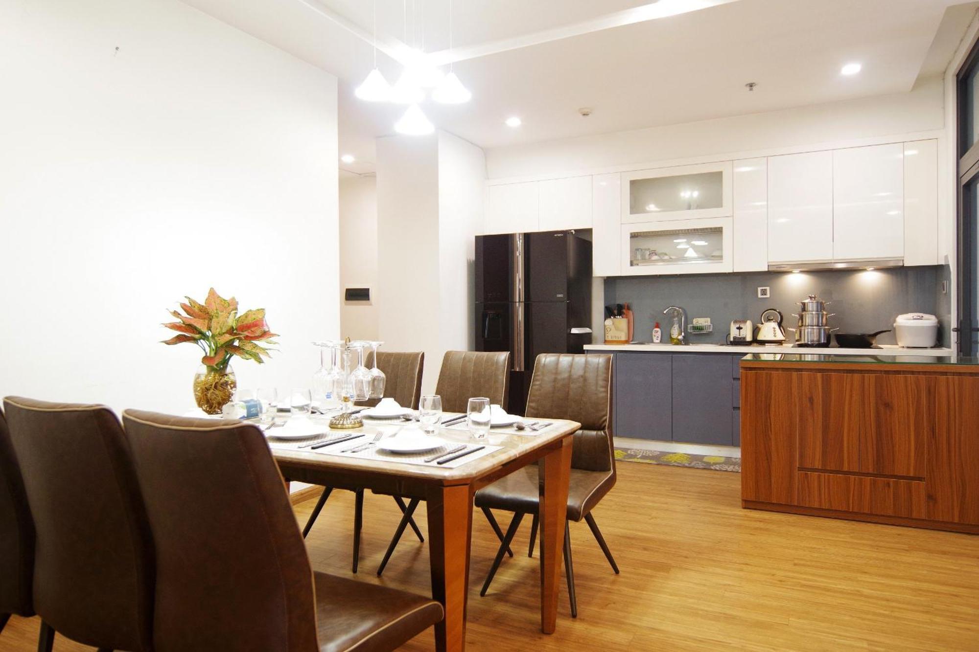 Qmp - Vinhomes Metropolis Hanoi Exterior photo